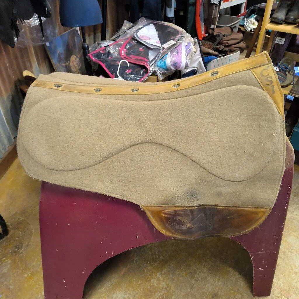 felt with build up topper