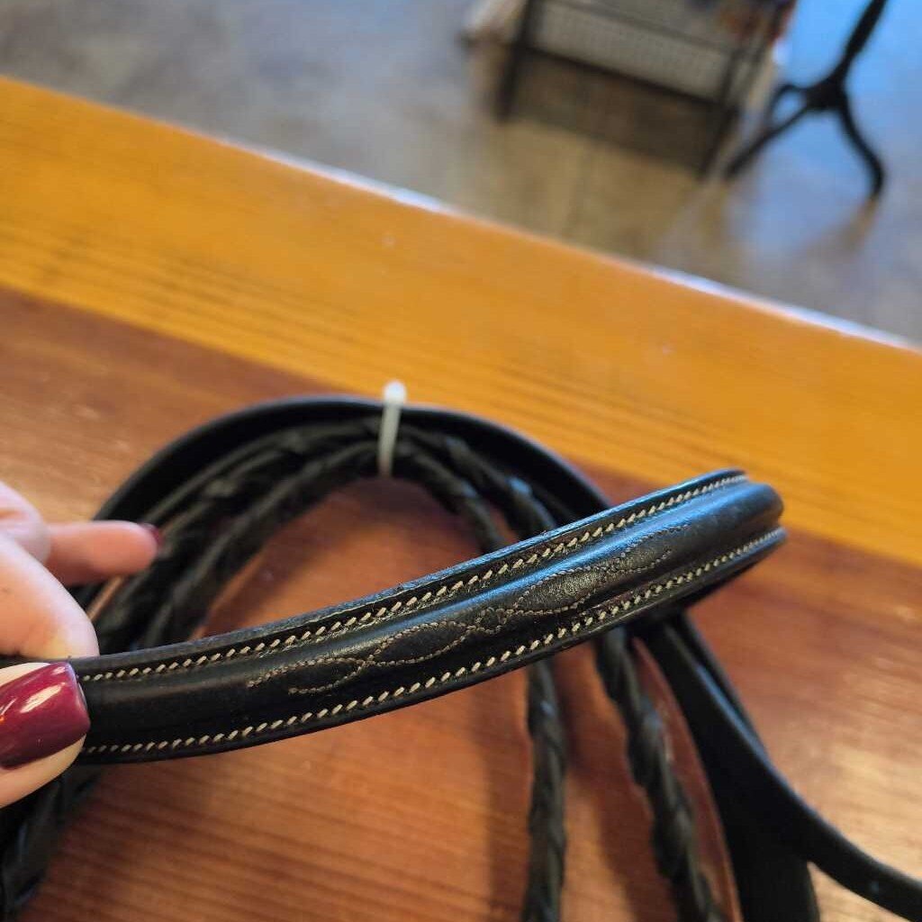 Raised/ fancy stitch