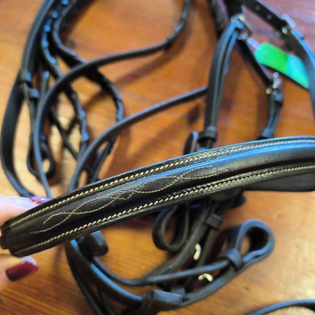 Raised/ fancy stitch