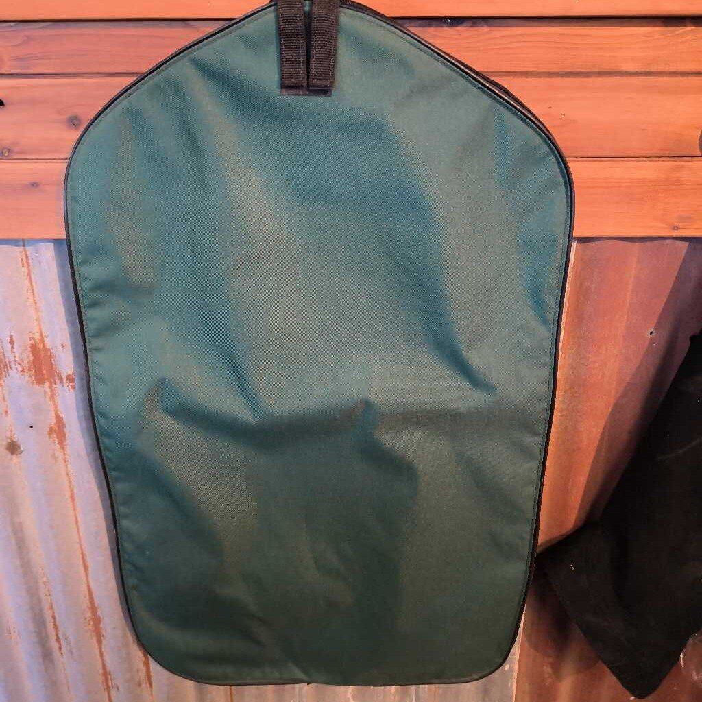 Garment Bag with pocket