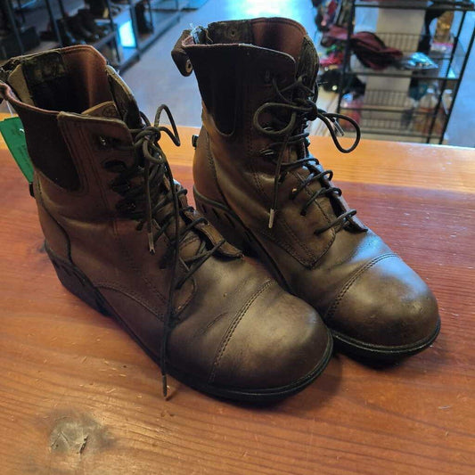 Lace up and zipper