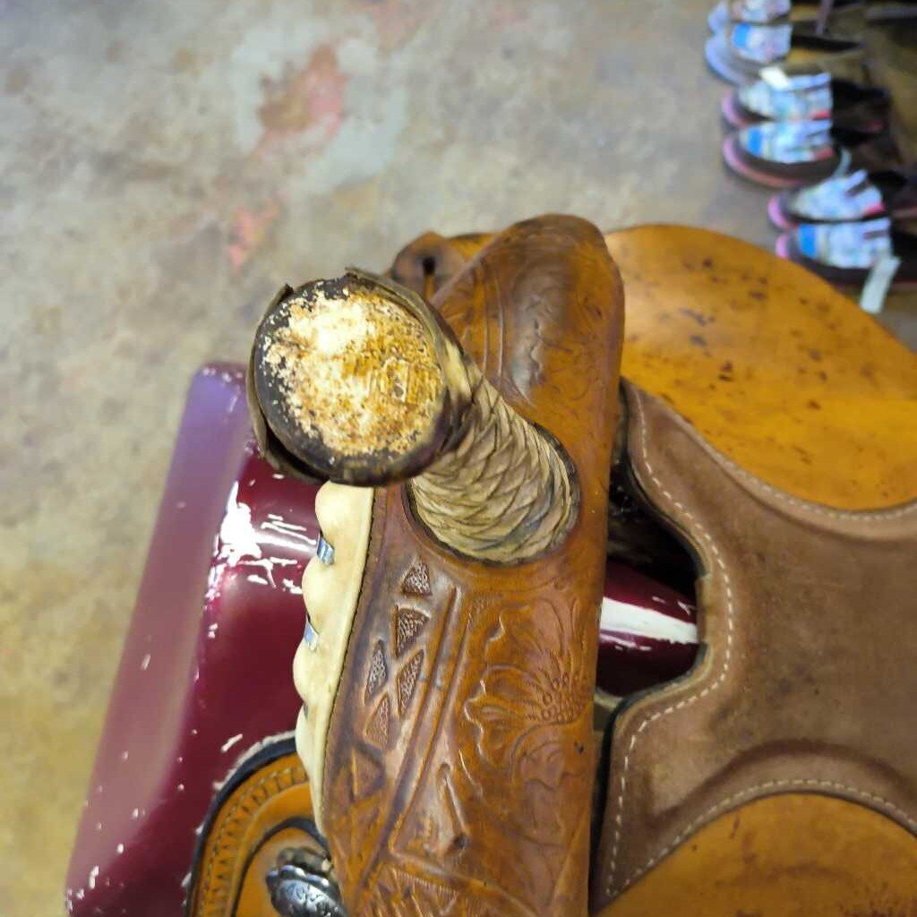 Barrel saddle