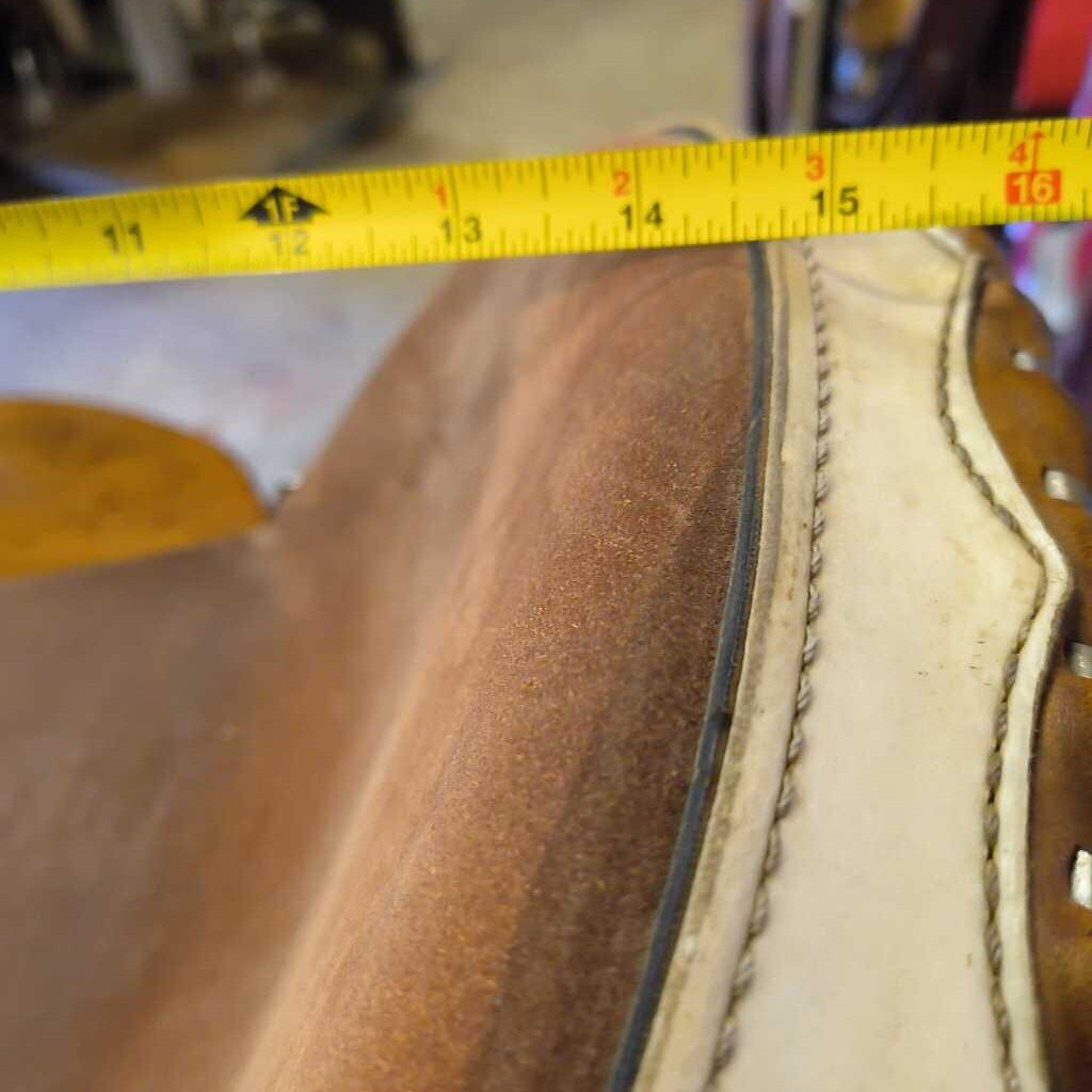 Barrel saddle
