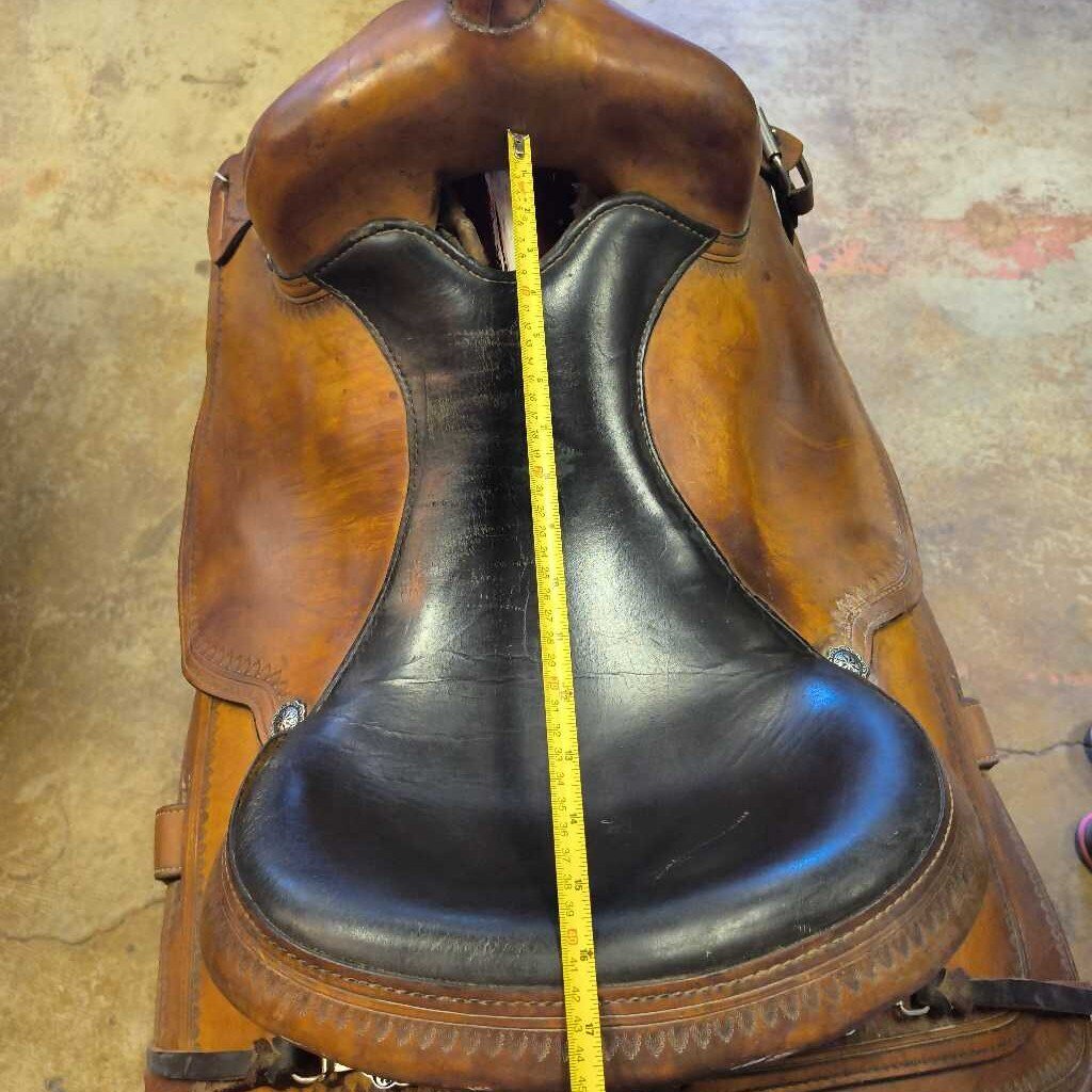 All around saddle