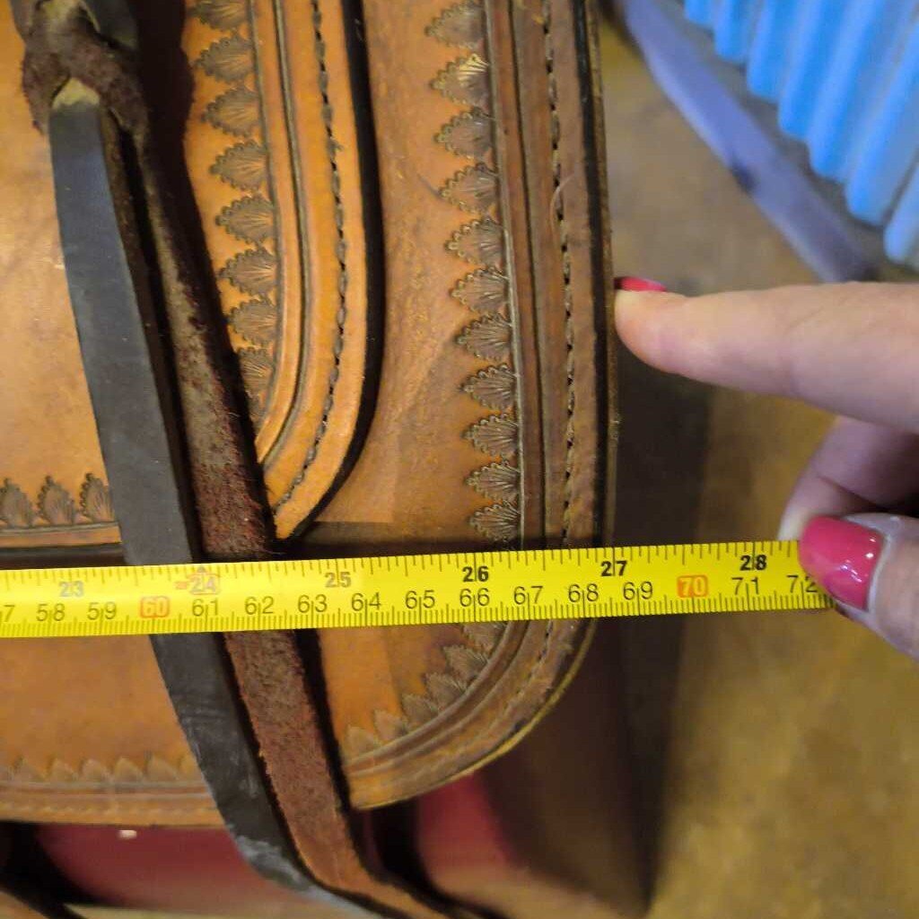 All around saddle