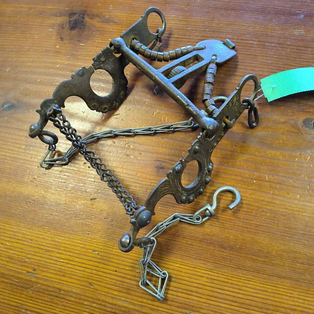 Cathedral port Spanish spade