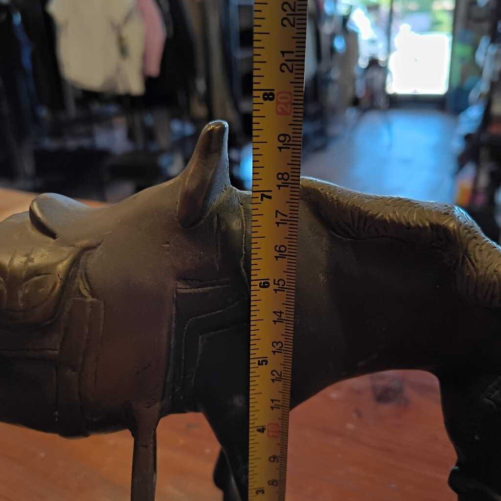 brass metal horse