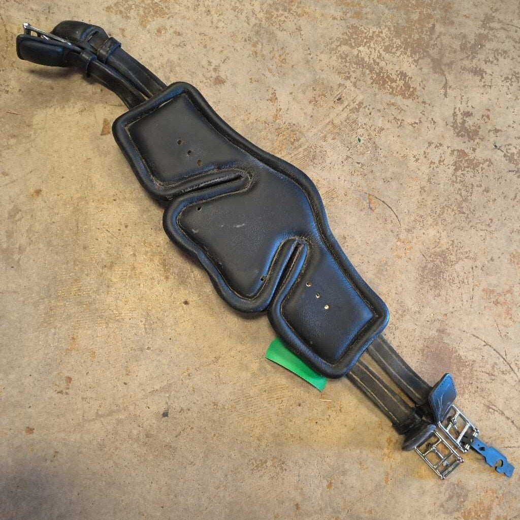 Elastic monoflap style girth