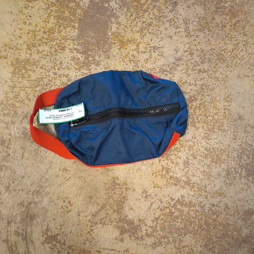 small bag- nylon/ canvas
