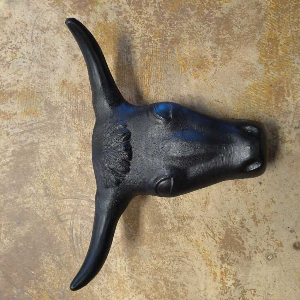 Roping bull head- plastic