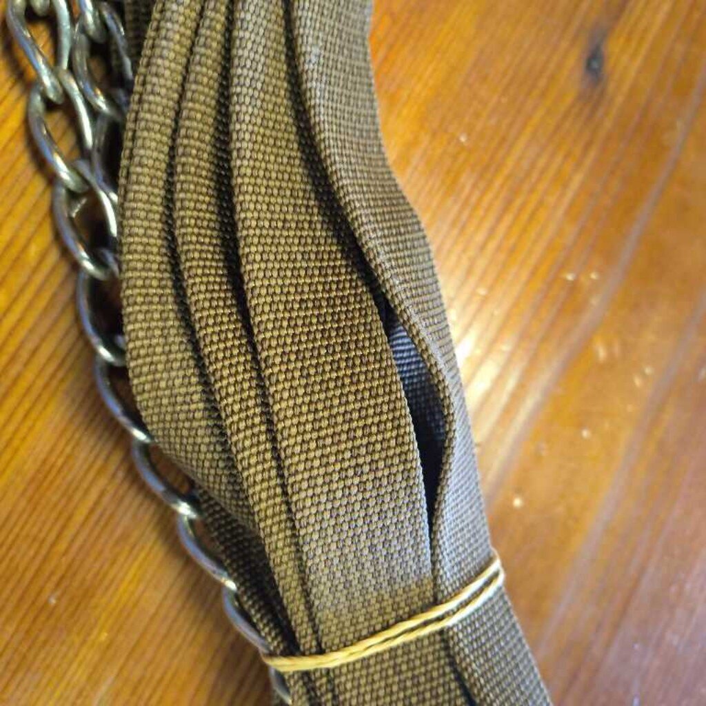 nylon webbing with stud chain