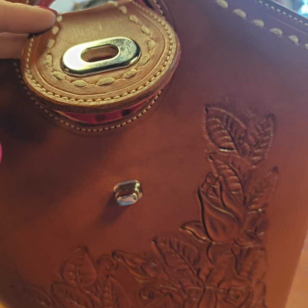 bucket purse