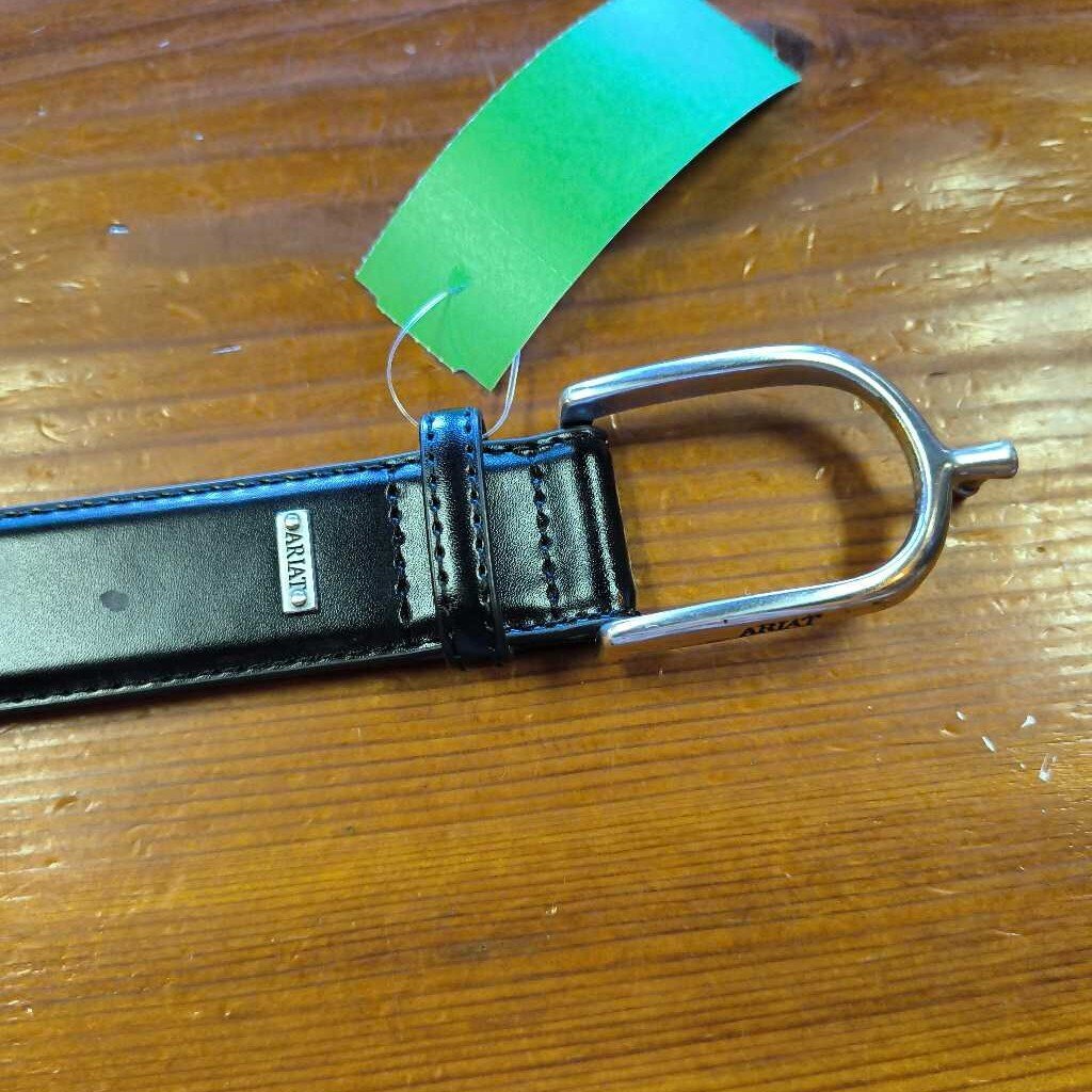 Plain leather spur buckle