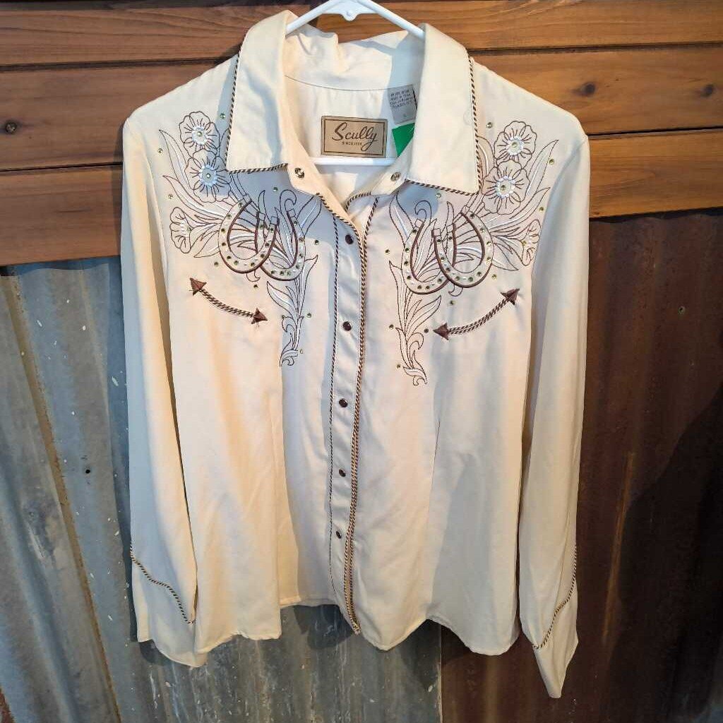 long sleeve with snaps- ladies