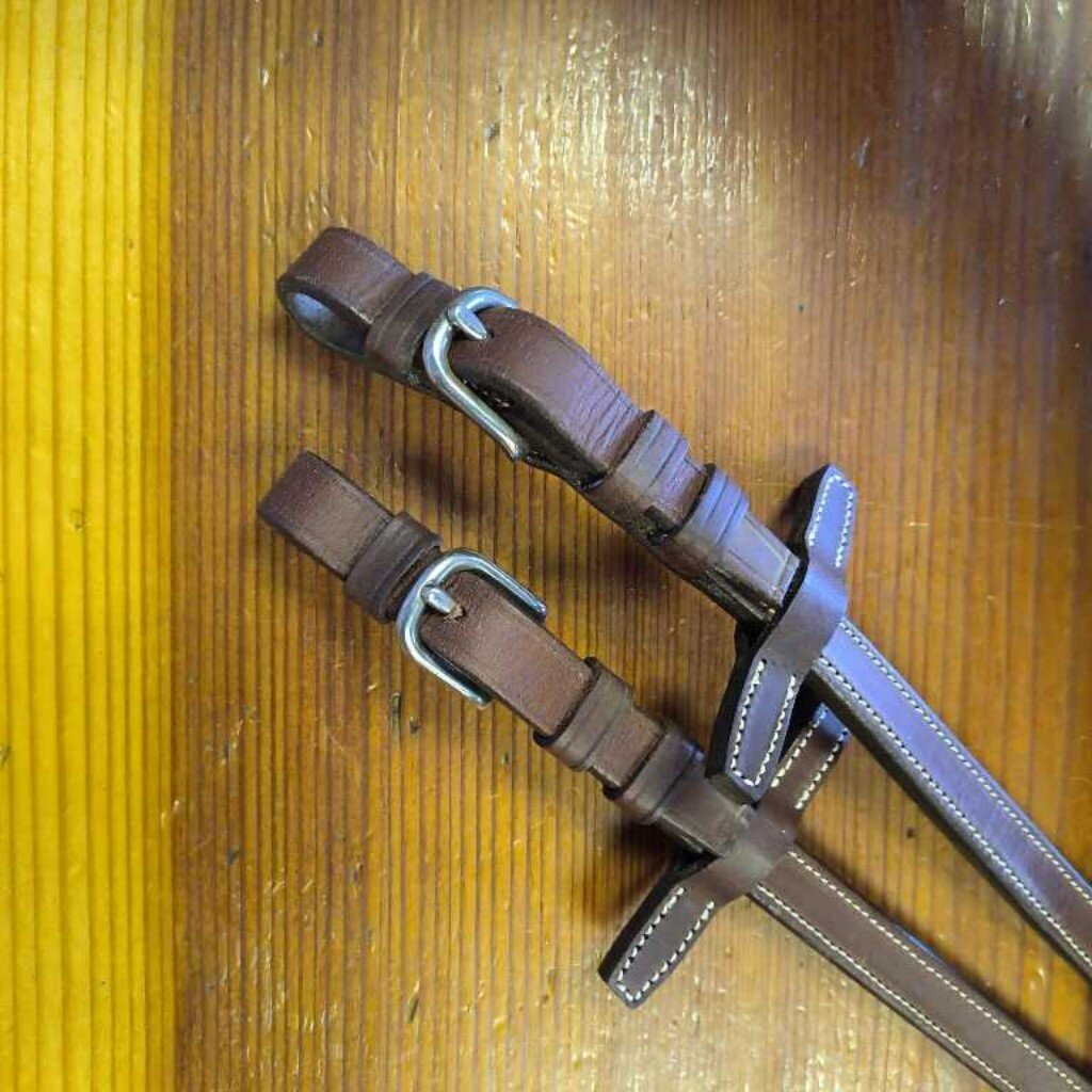flat leather with rubber grip