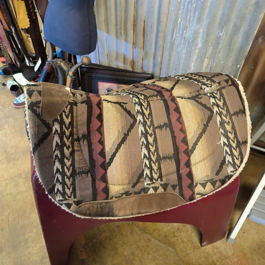 round fleece and navajo