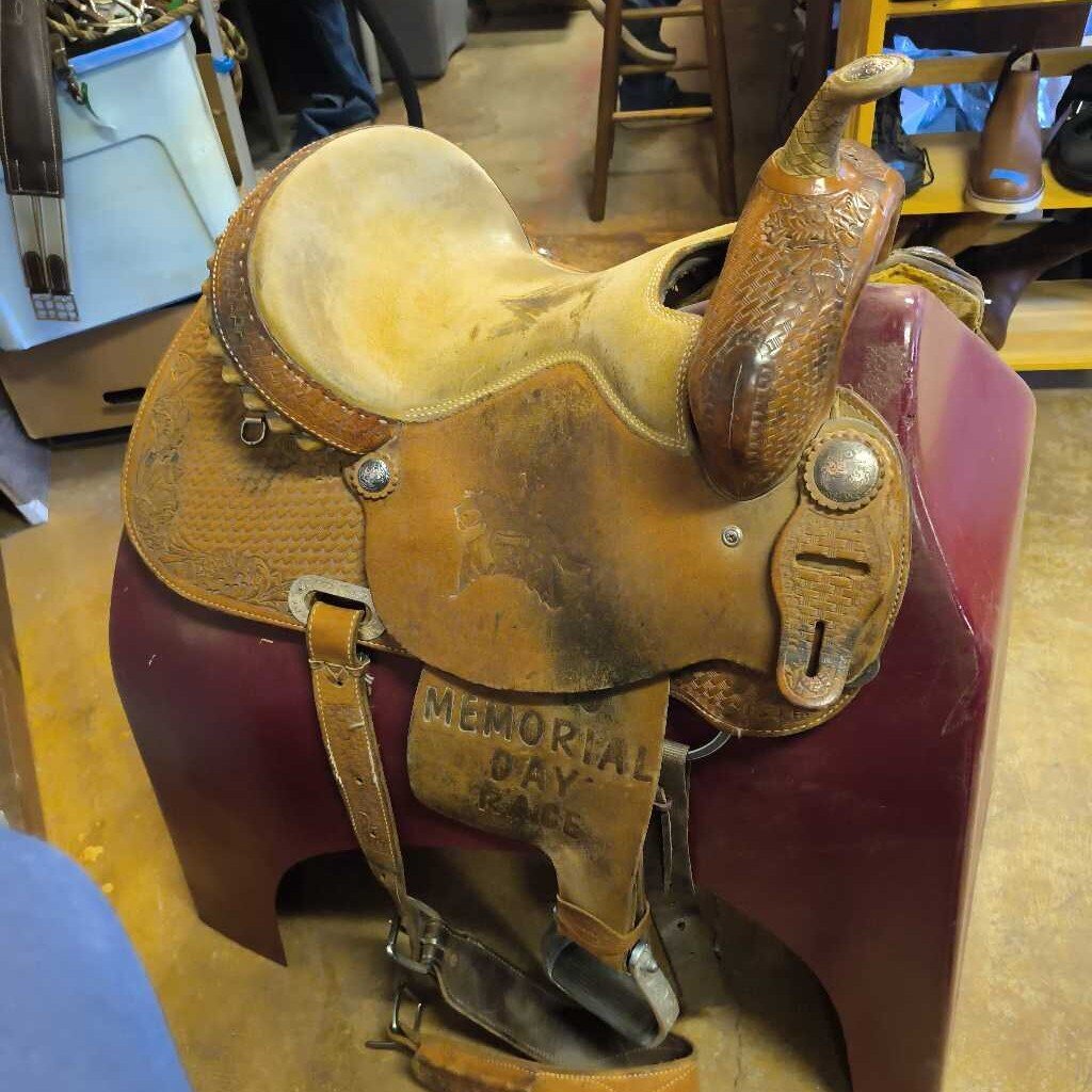 Barrel saddle- trophy