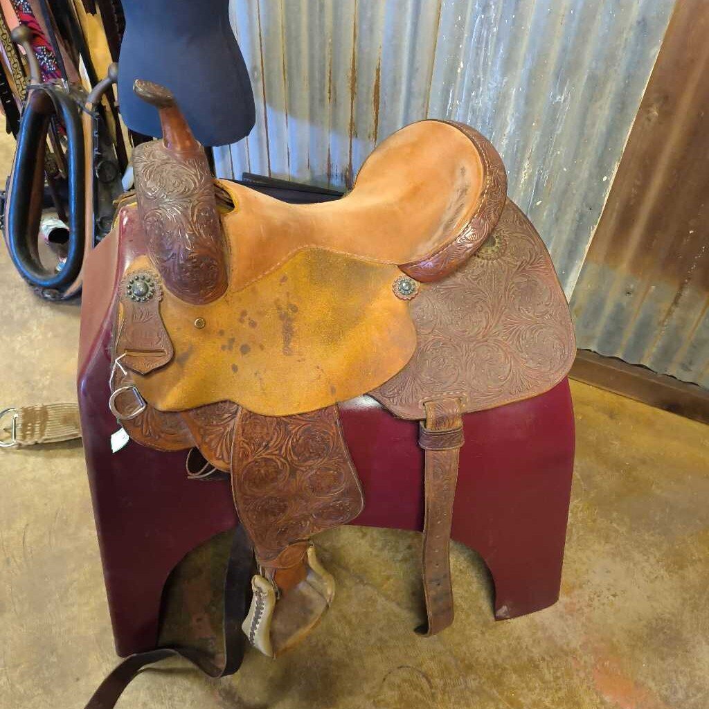 Barrel saddle