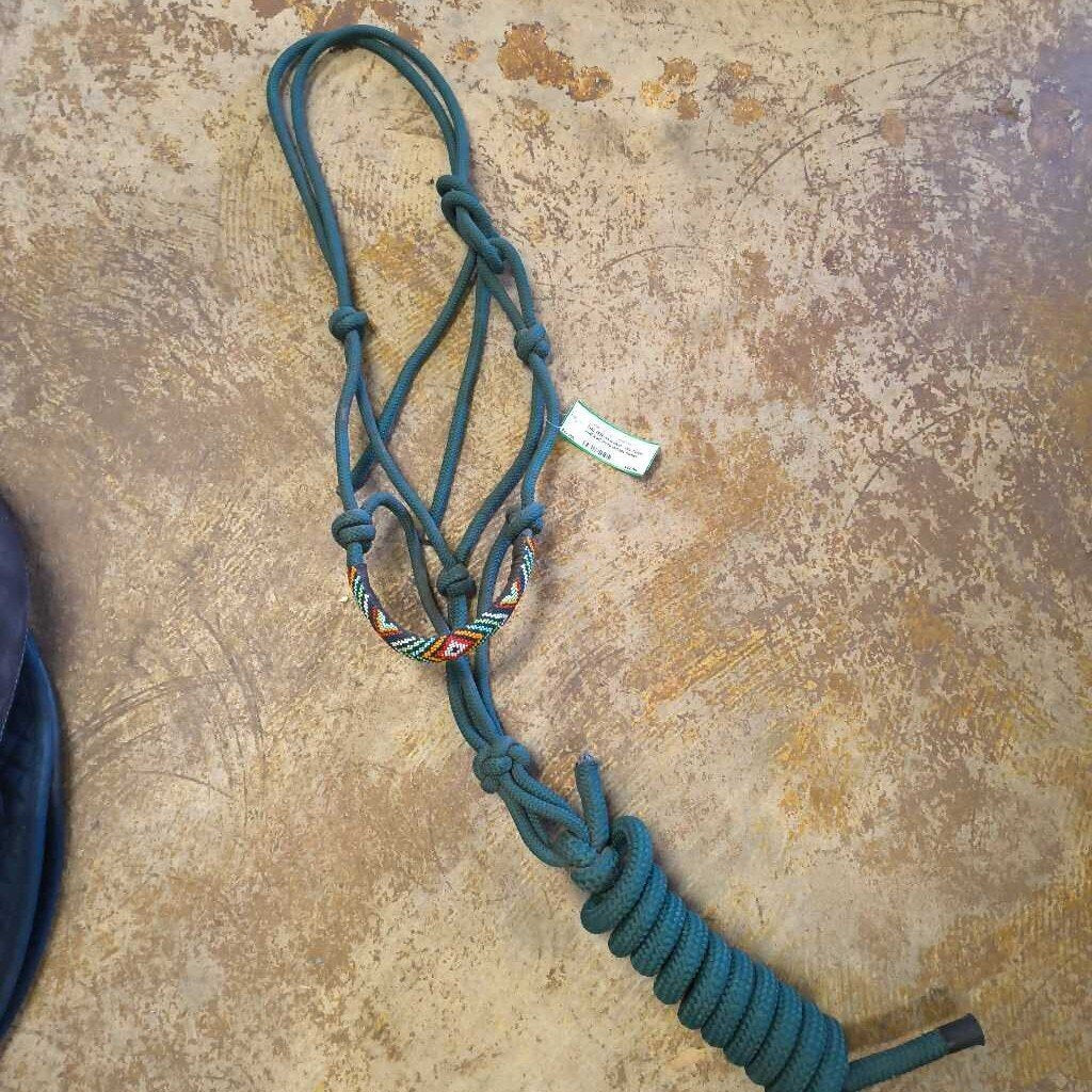 rope halter and lead bead details