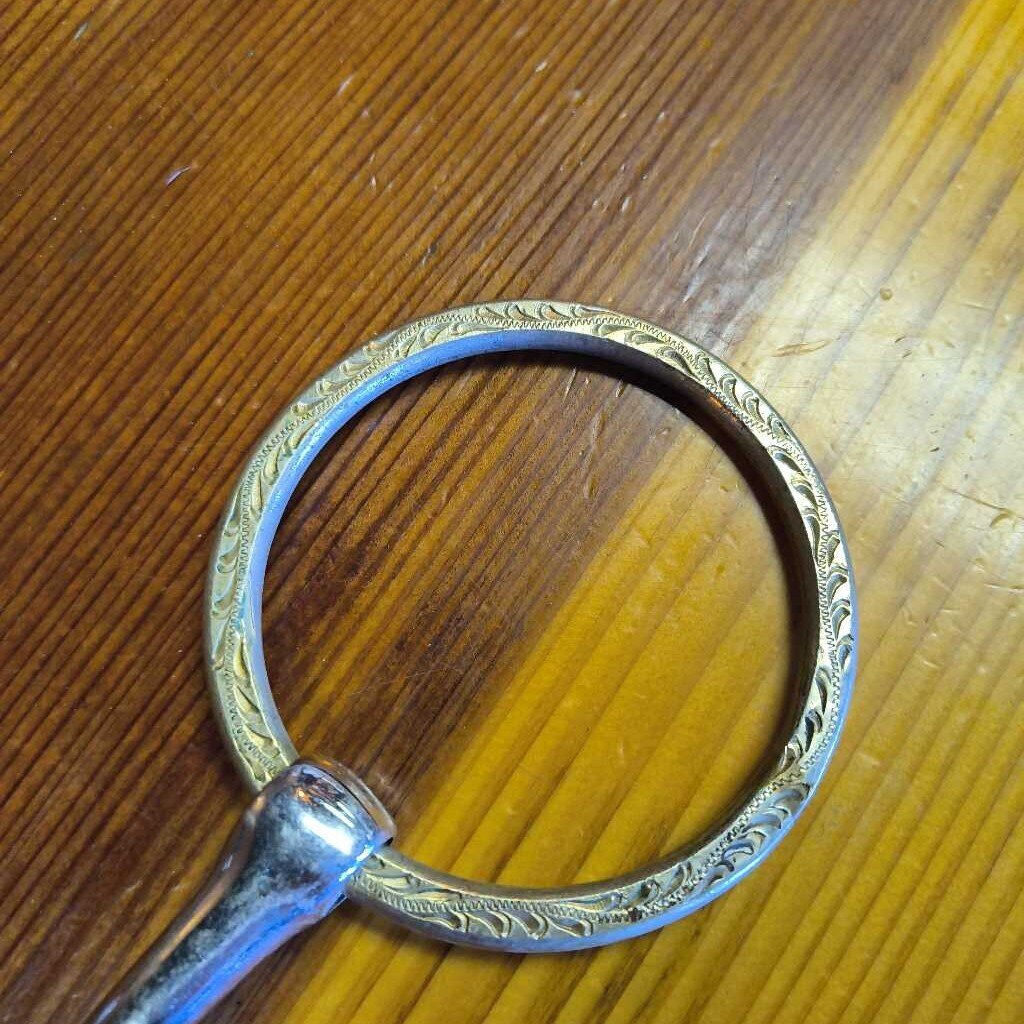 loose right snaffle- pretty