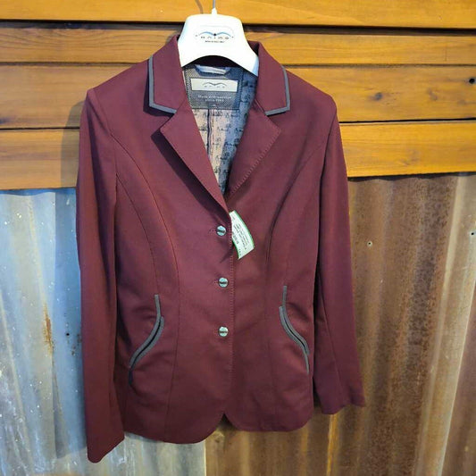 tech material hunt coat