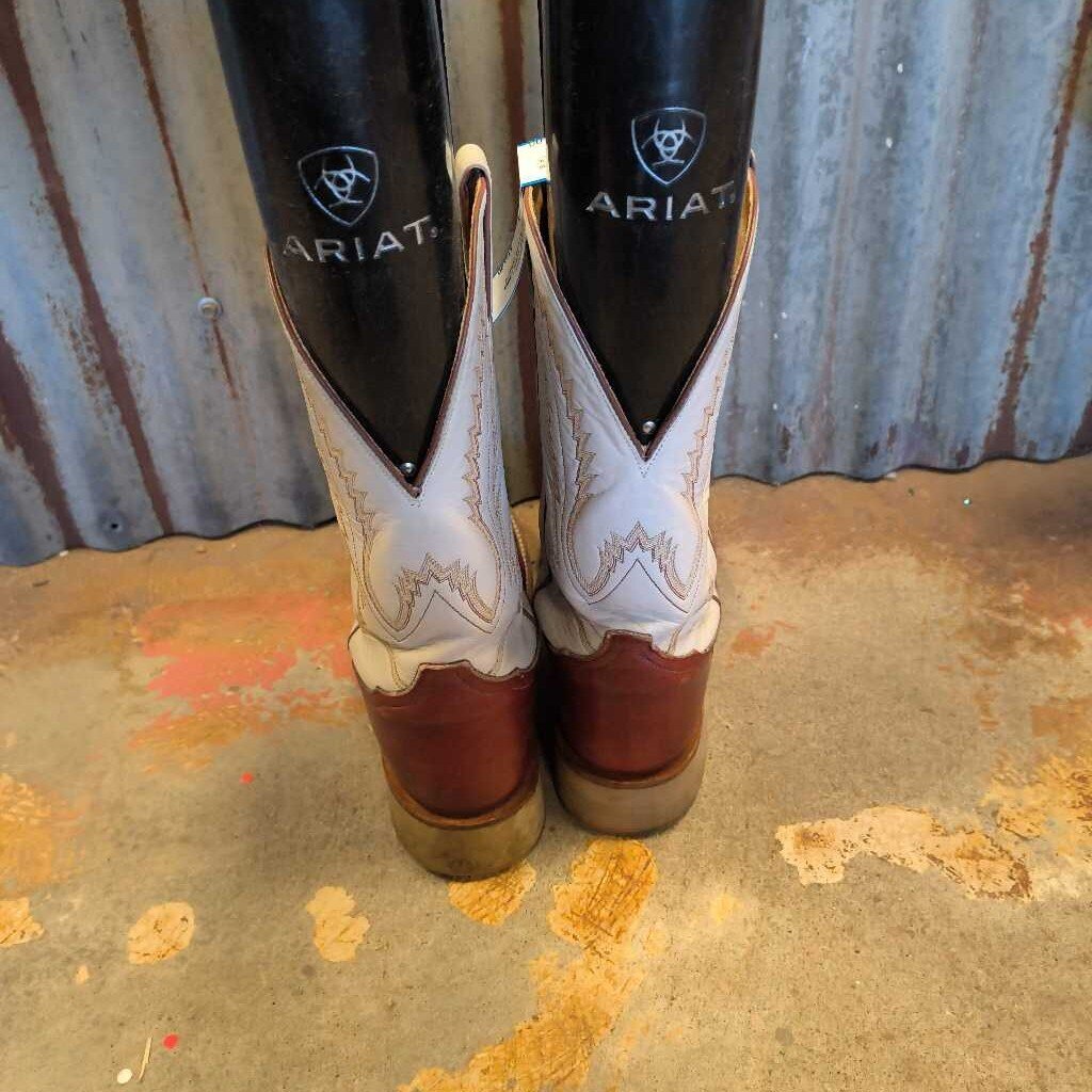 Ladies western boots