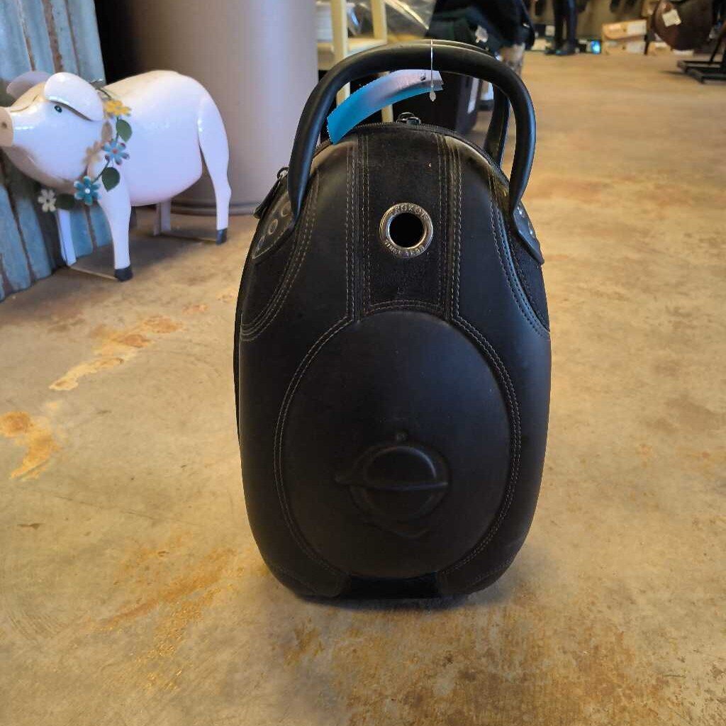 helmet carrier (can)