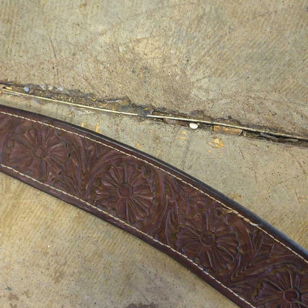 Leather breastcollar
