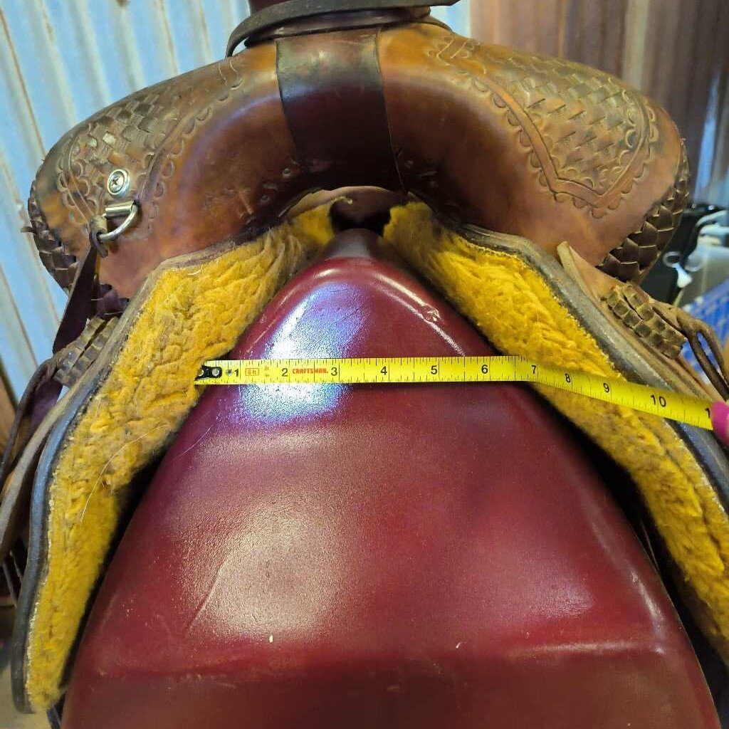 Wade style- hard seat Roper