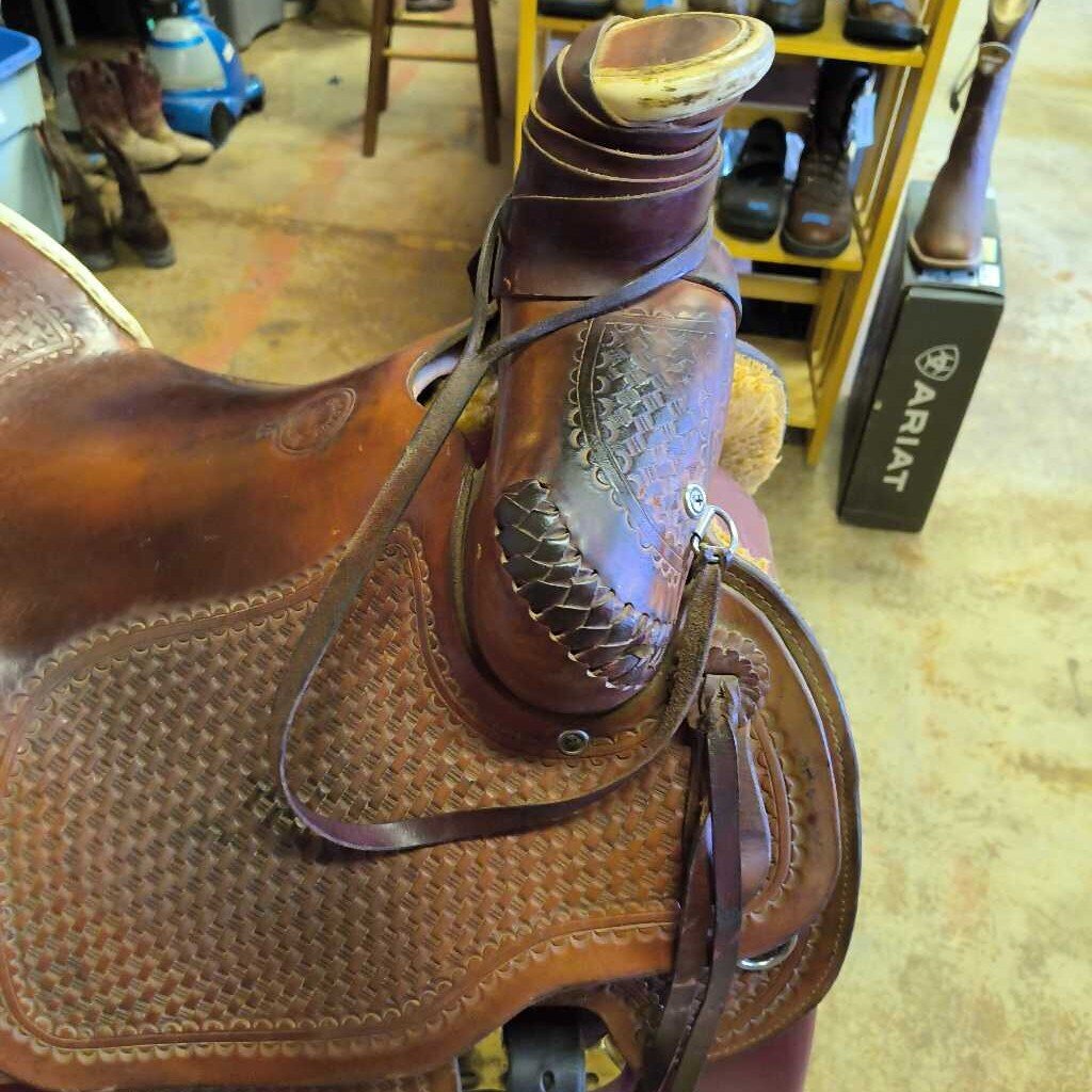 Wade style- hard seat Roper