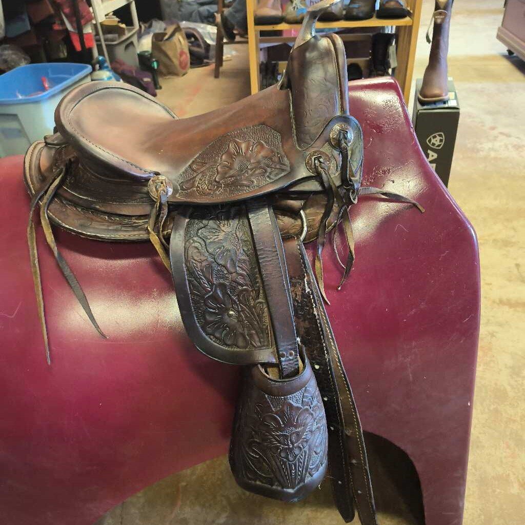 Pony saddle