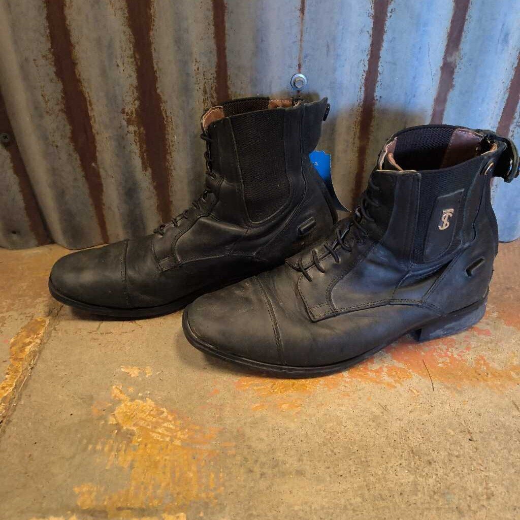 Zip up paddock boots- adult