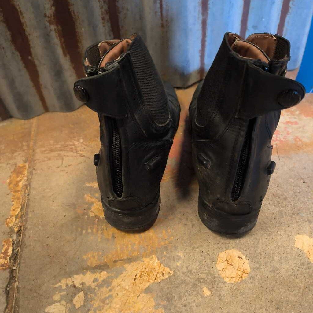 Zip up paddock boots- adult