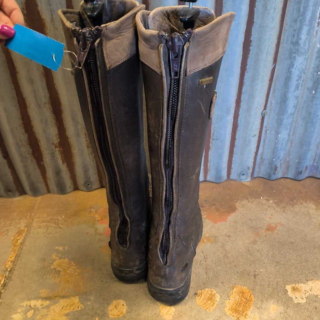 Winter tall boot!