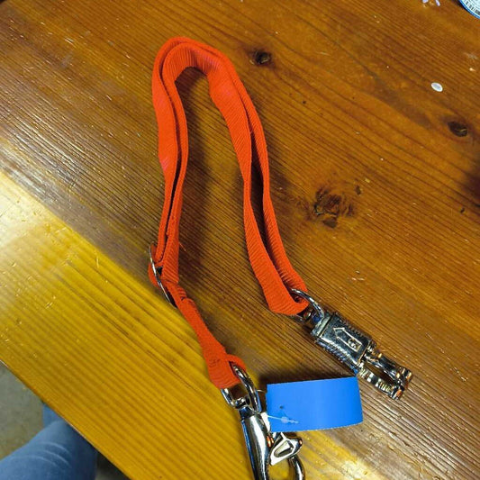 Adjustable nylon- trailer tie with quick panic snap