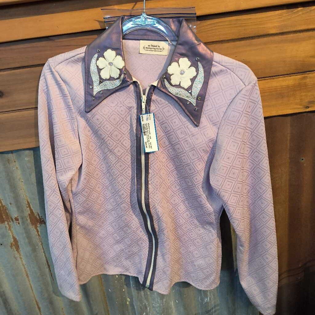 Full zip top with collar and cuffs