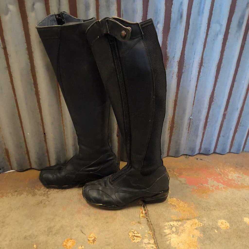 Ascent Side zip tall boots