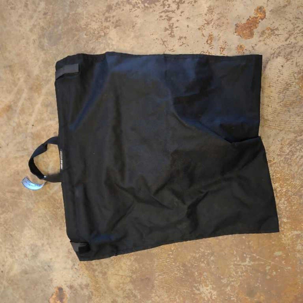 feed flake holder