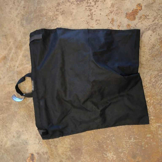 feed flake holder