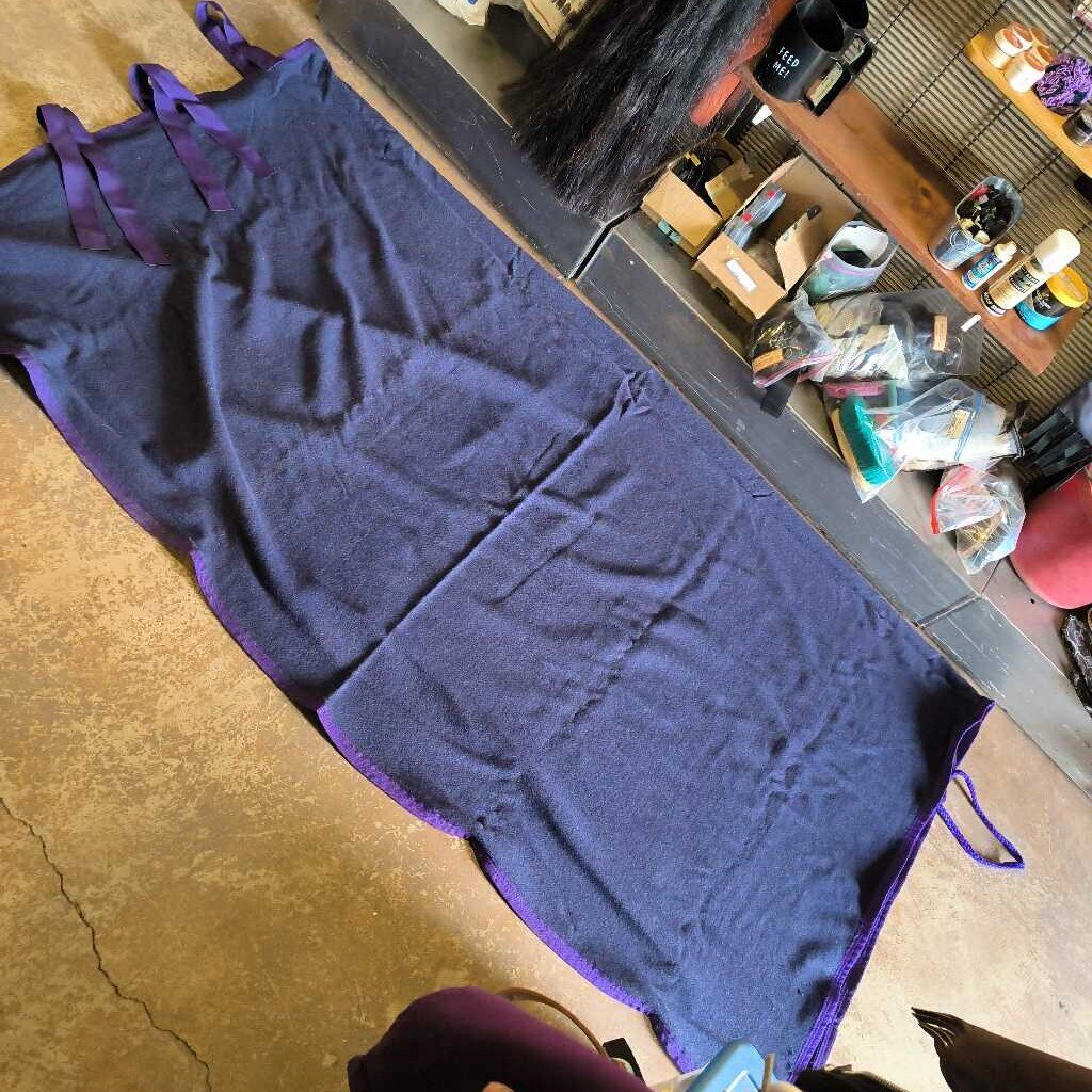 Wool- head to tail cooler