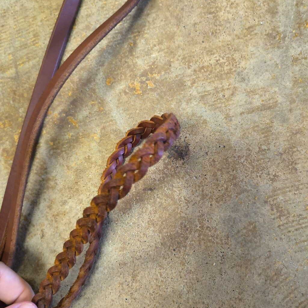 Thin single loop braided leather reins