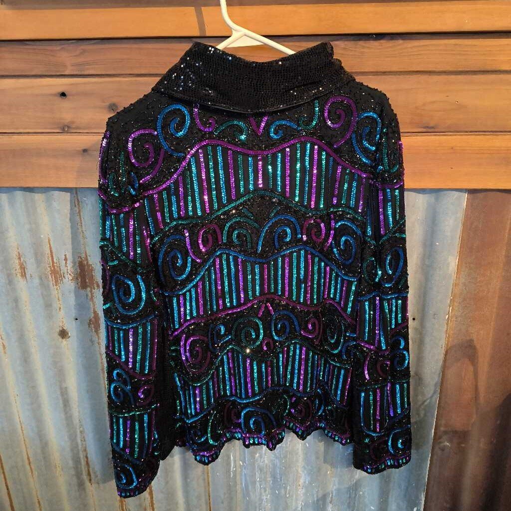 Beautiful pull over show top