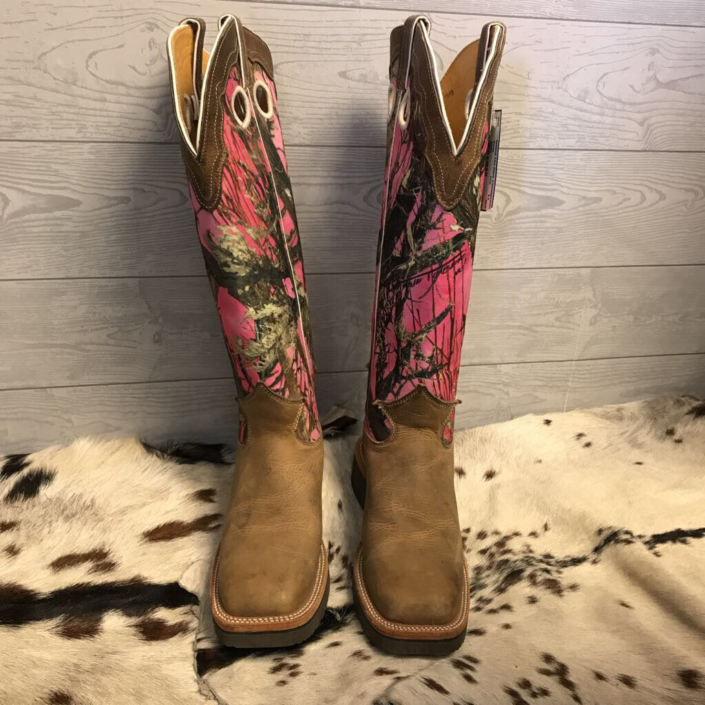 Tall snake bite proof boots- ladies