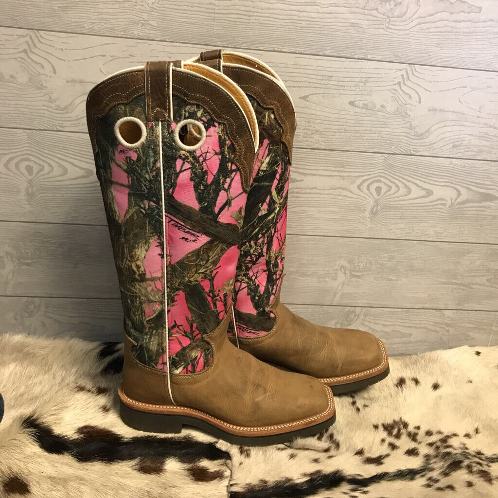Tall snake bite proof boots- ladies