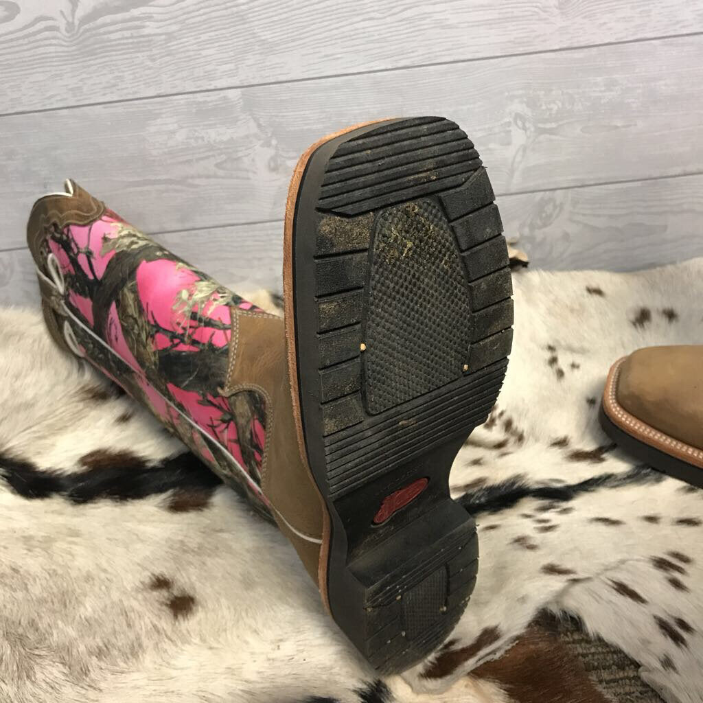 Tall snake bite proof boots- ladies