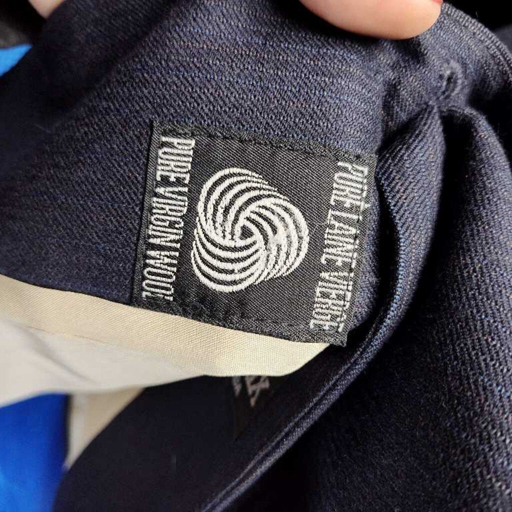 Vegan wool- great starter hunt coat- ladies